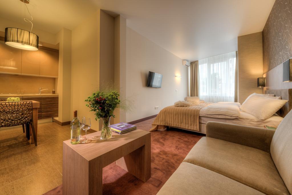 Bon Apart Aparthotel Odesa Room photo